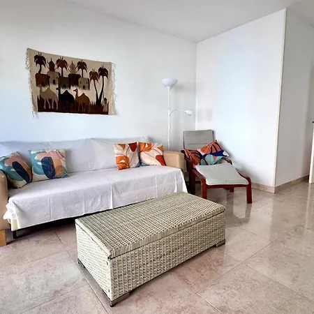 아파트 Aguamar Vybdenia